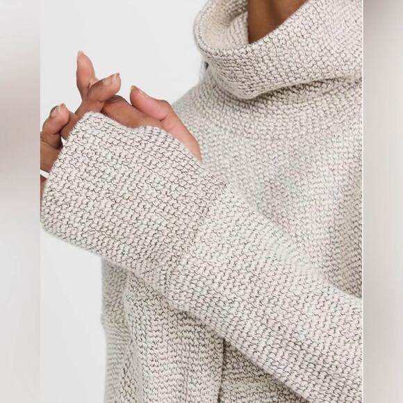 SWEATY BETTY Restful Boucle Knit Sweater mock neck kangaroo pocket - Picture 5 of 13